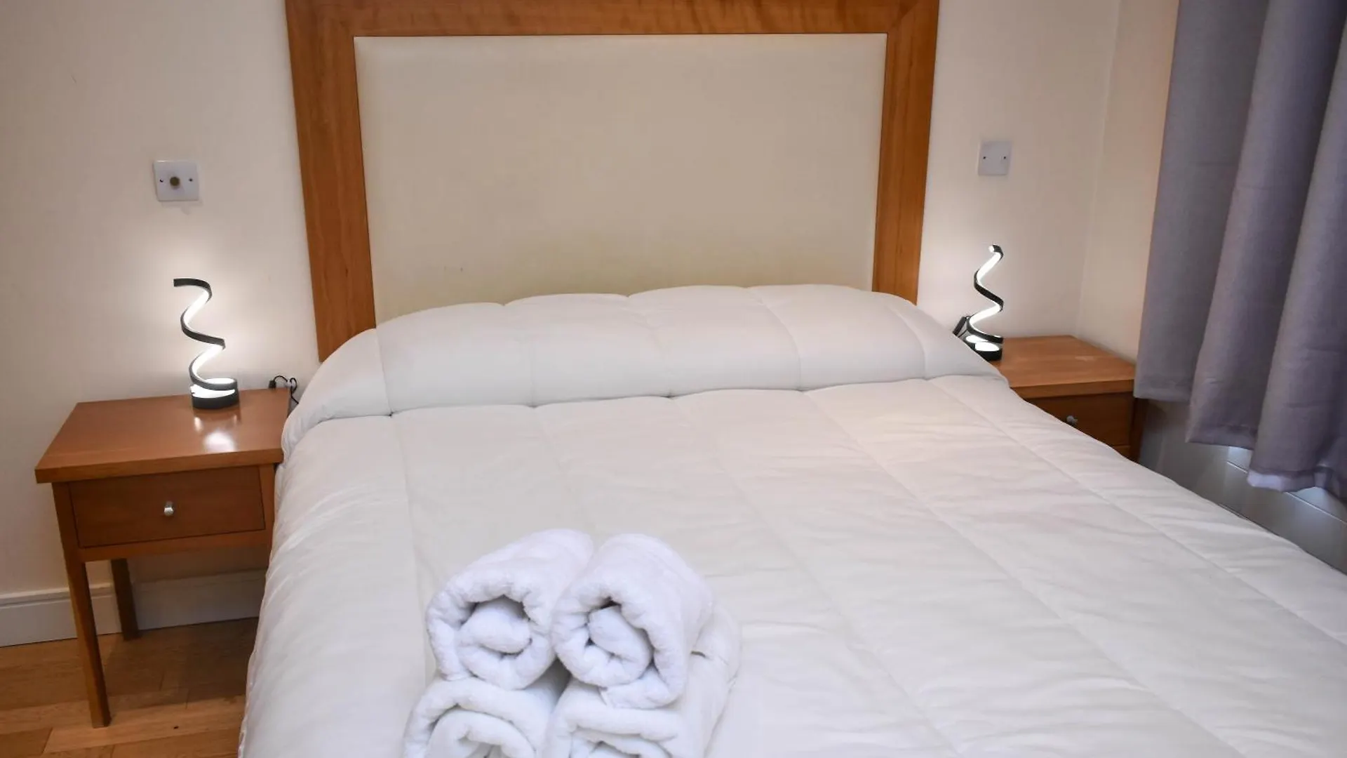 דבלין Black Or White En Suite דירה