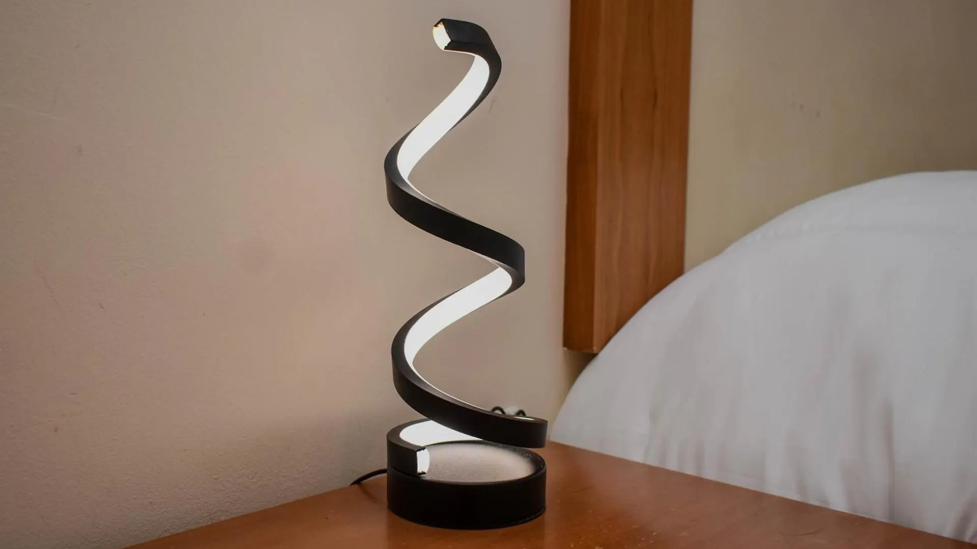 דבלין Black Or White En Suite 0*,  אירלנד