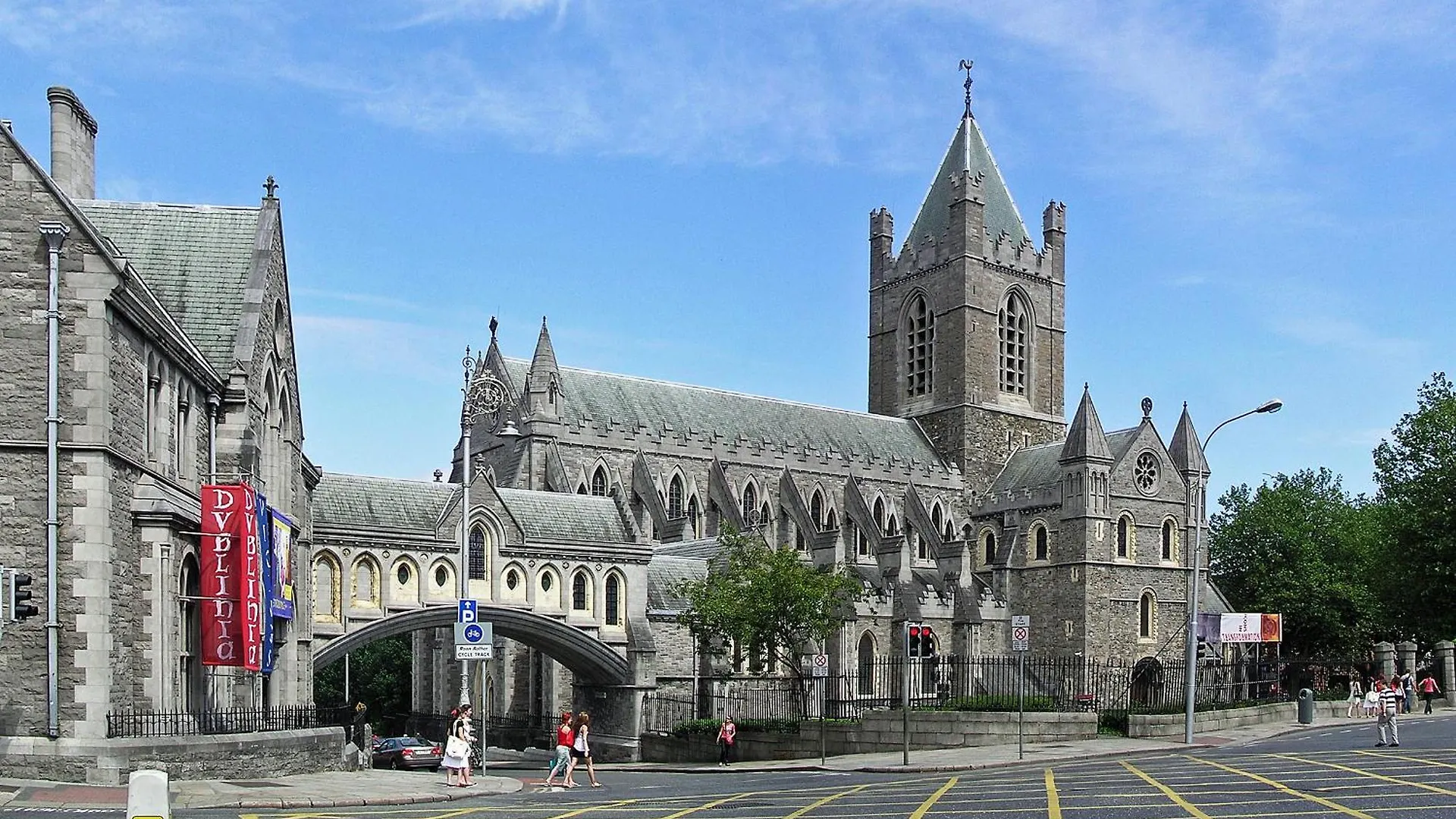 Apartment Black Or White En Suite Dublin Ireland
